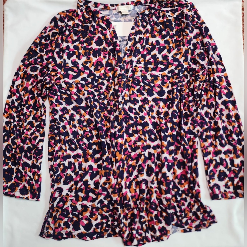 FINN & GRACE NWT- women blouse size M - Picture 1 of 4